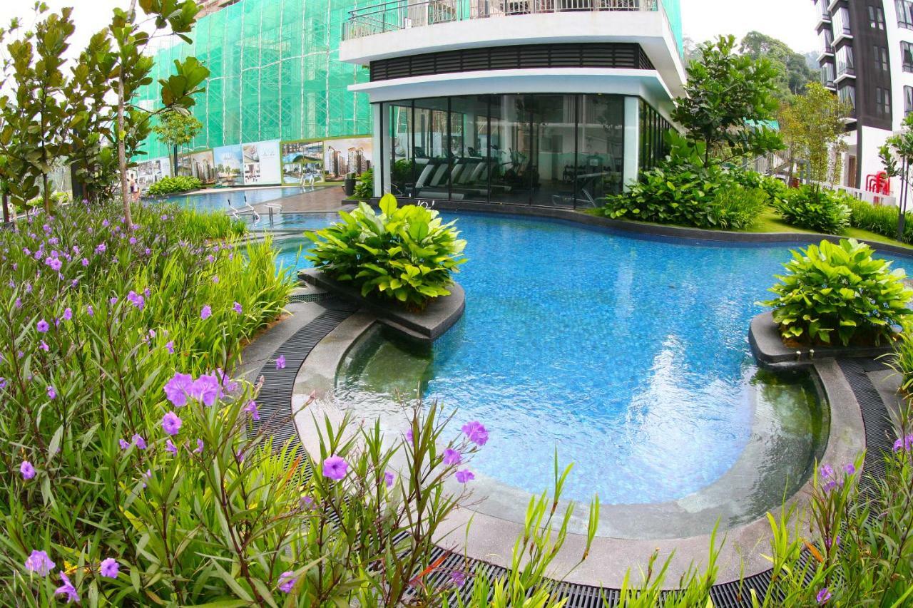 Lovely & Cozy @ Midills Genting Apartment